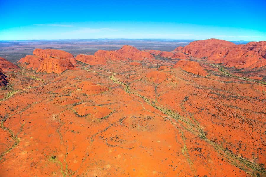 Yulara: Uluru & Kata Tjuta 25-Minute Helicopter Experience - Why the air changes your view of Uluru