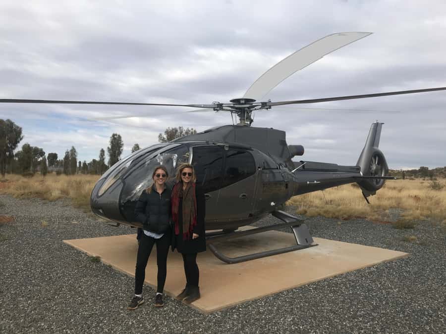 Yulara: Uluru & Kata Tjuta 25-Minute Helicopter Experience - Commentary, photographs, and the passenger view